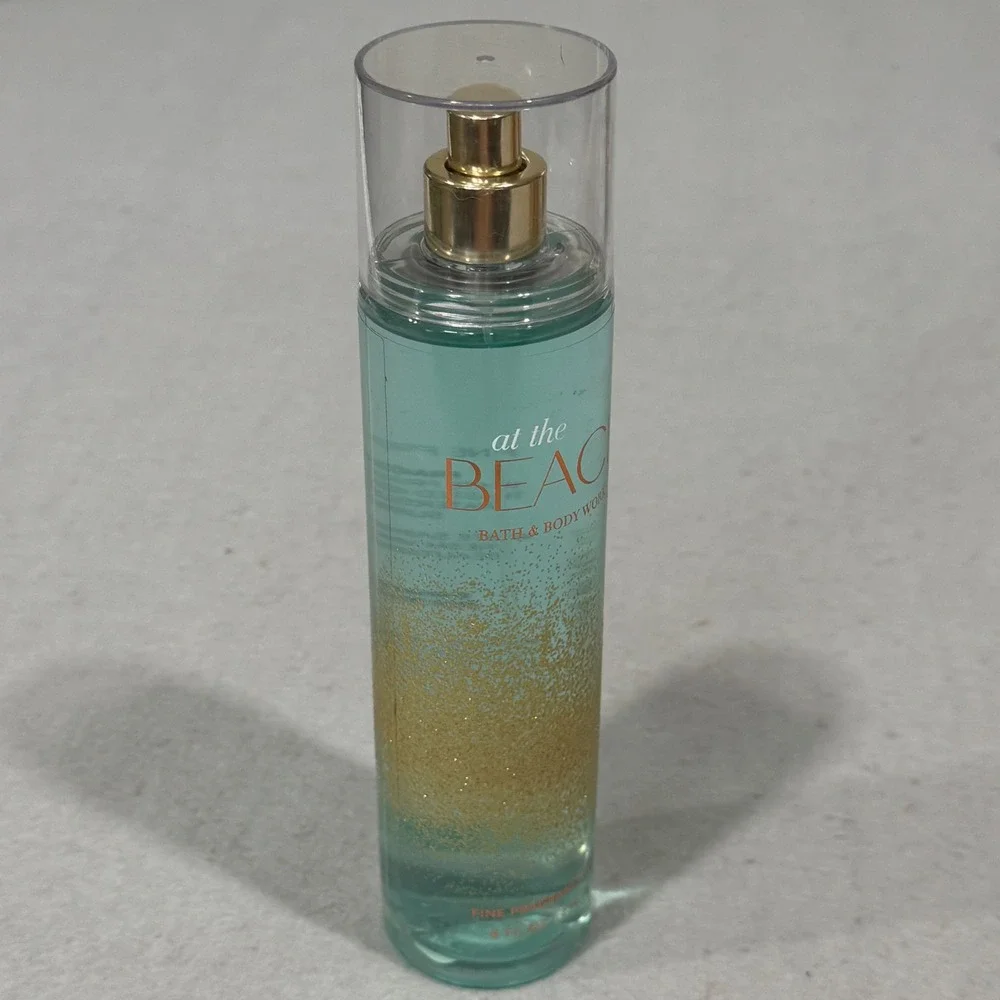 Bath & Body Works At the Beach Fragrance Mist Women Blue Coconut Sea Salt 8oz